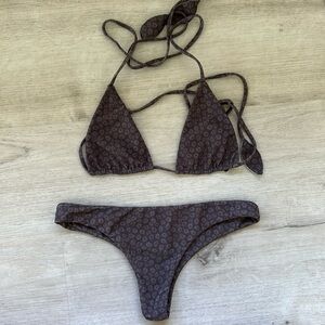 Benoa swim coral set size small